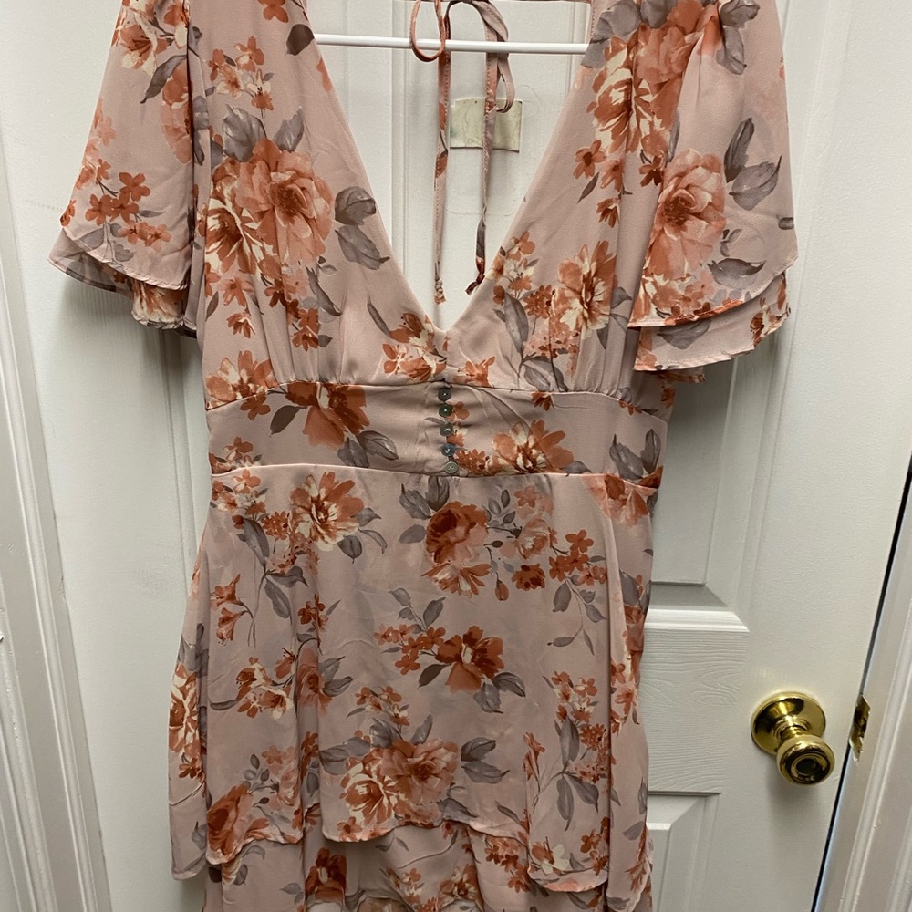 ‼️2 for $15‼️ Altar'd State Blush Floral Romper with Rust and Gray Accents